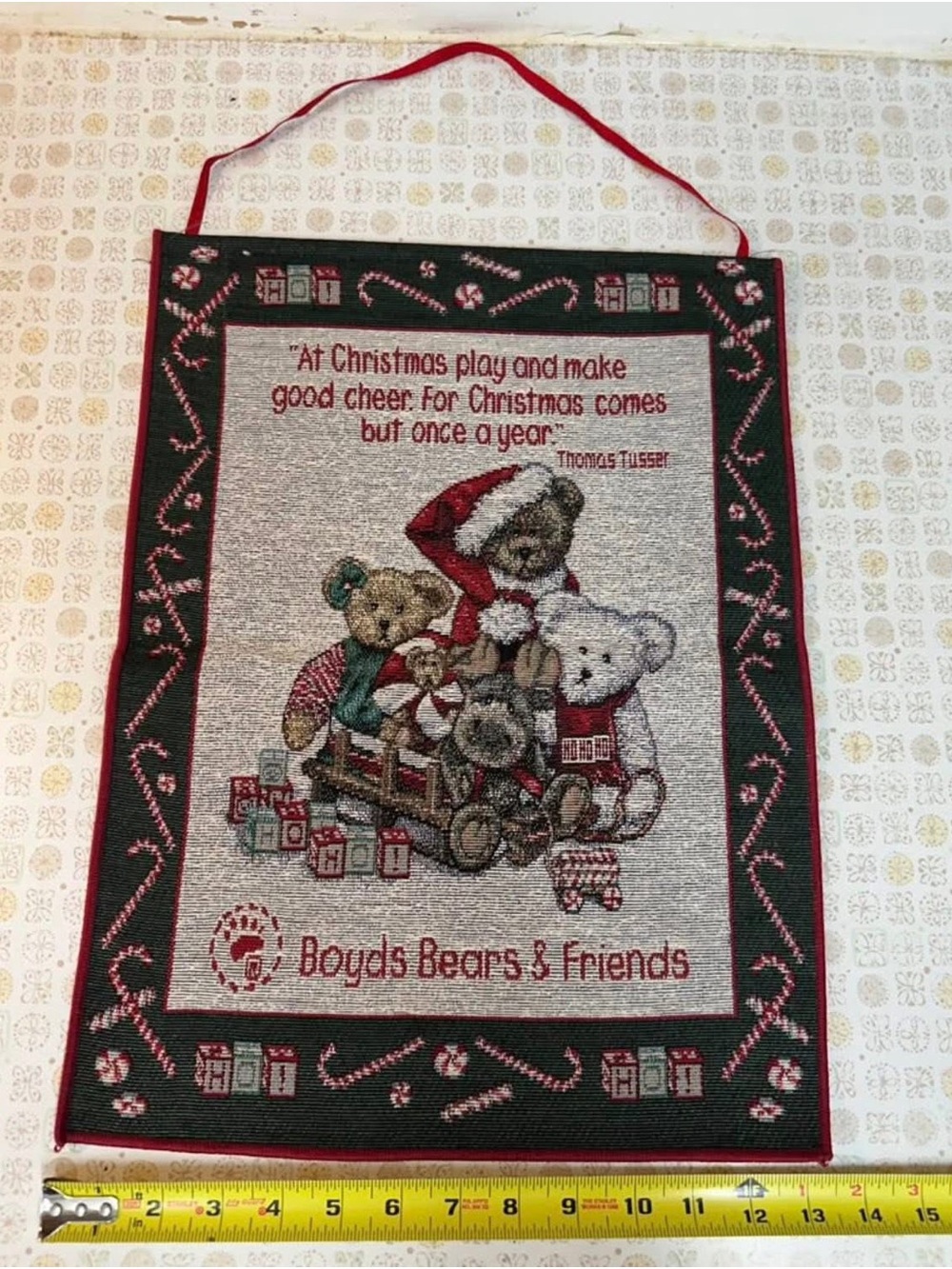 Boyds Bears Christmas Wall Hanging - Red, Green, White, Brown